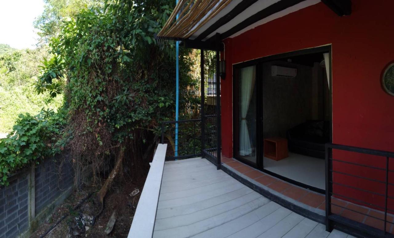 White Jail At Koh Tao Hostel المظهر الخارجي الصورة
