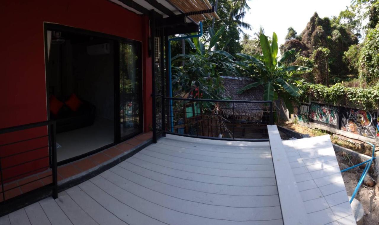 White Jail At Koh Tao Hostel المظهر الخارجي الصورة