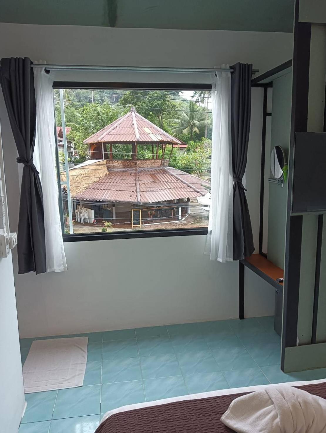 White Jail At Koh Tao Hostel المظهر الخارجي الصورة