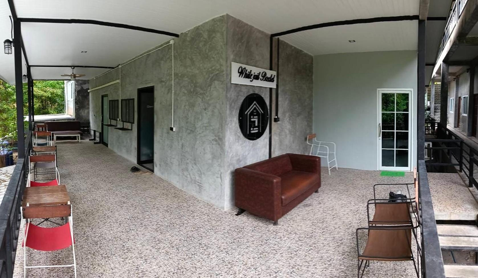 White Jail At Koh Tao Hostel المظهر الخارجي الصورة