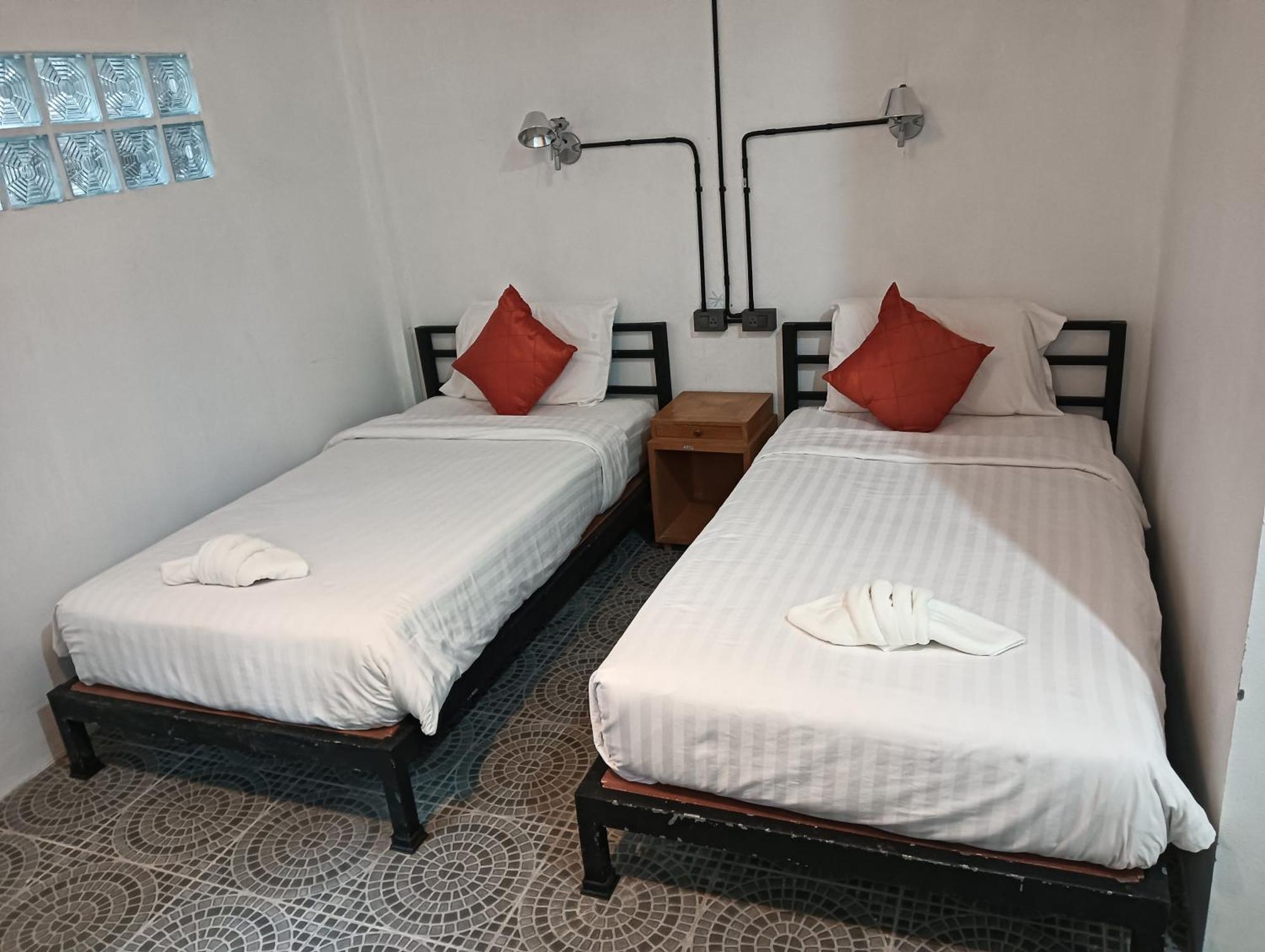 White Jail At Koh Tao Hostel المظهر الخارجي الصورة