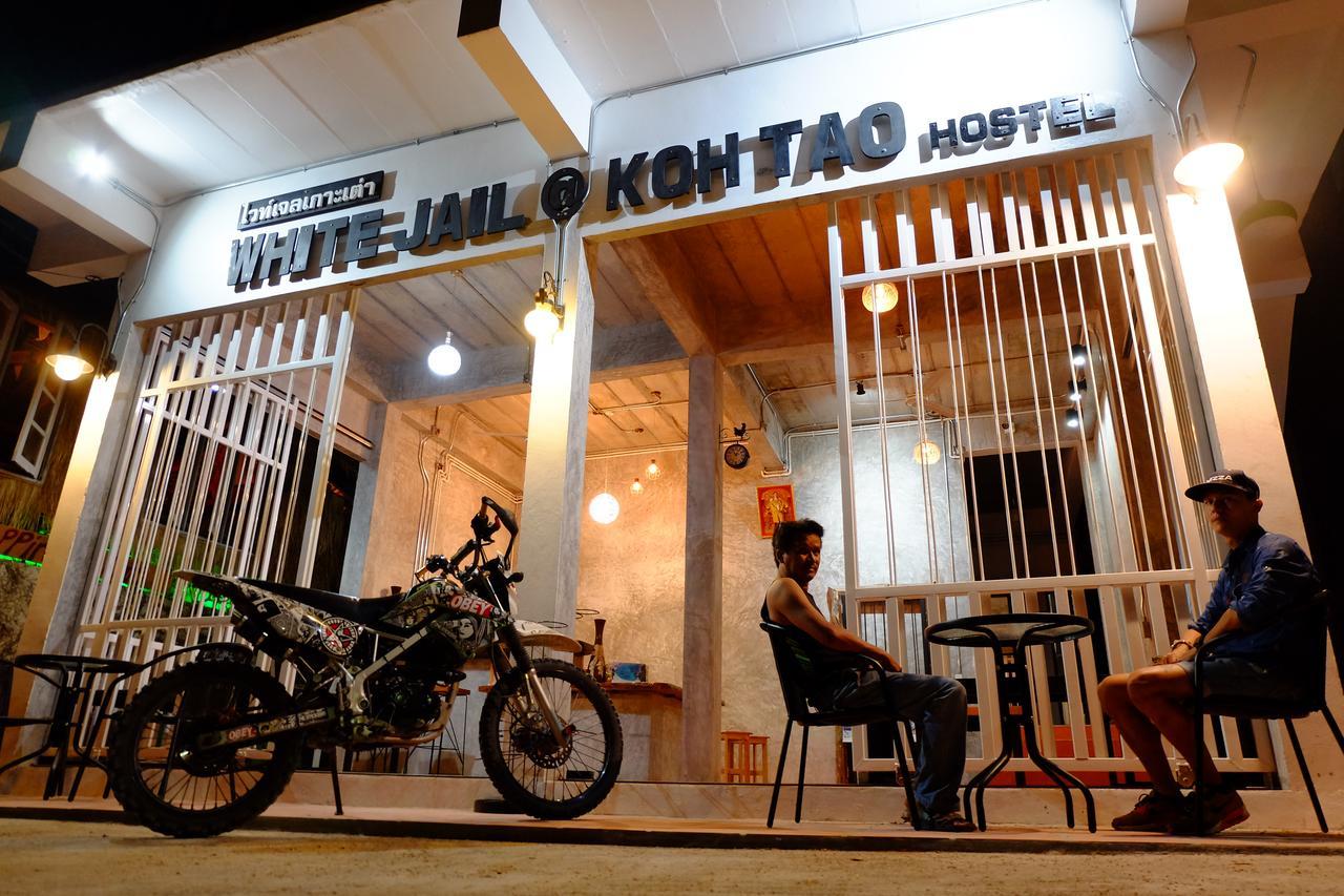 White Jail At Koh Tao Hostel المظهر الخارجي الصورة